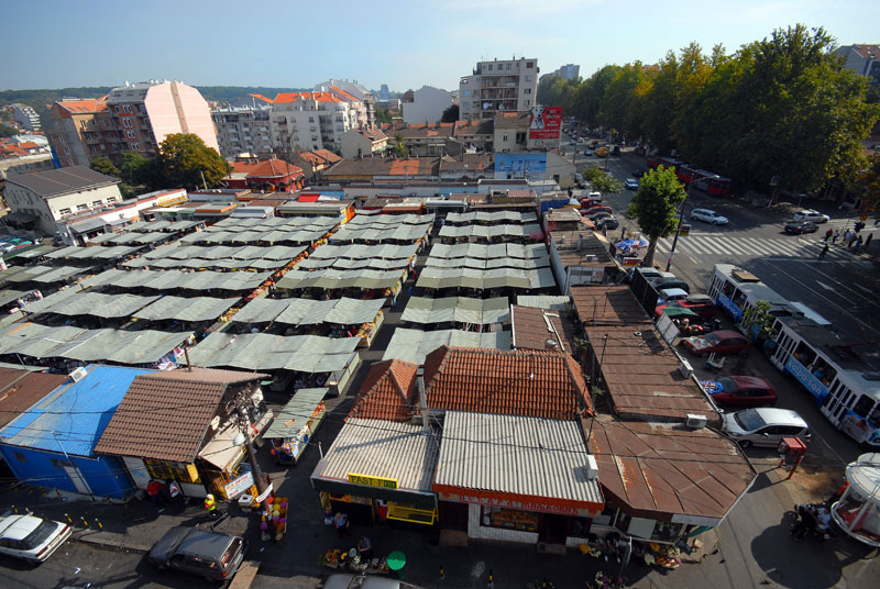 На помолу рат за Ђерам пијацу