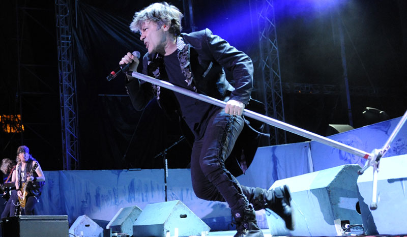 Авион бенда Ајрон Мејден оштећен на аеродрому у Чилеу