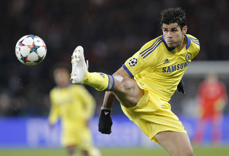 Коста до 16. године играо на улици