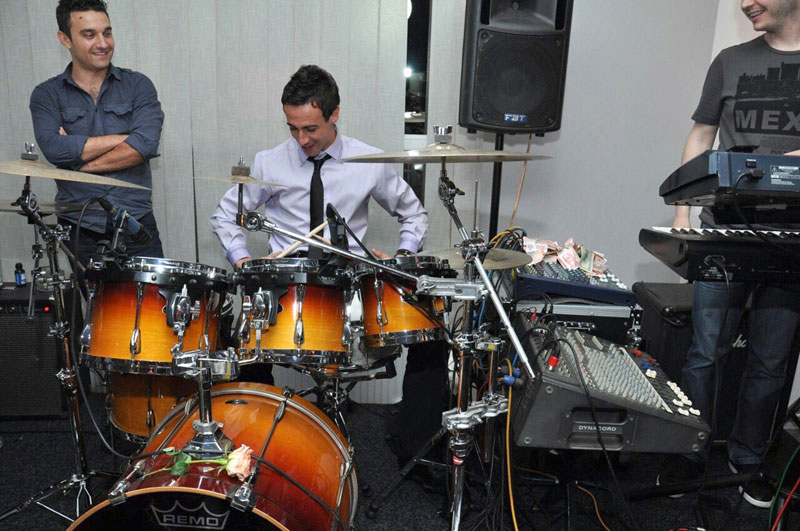 Лазић о стању у Украјини: Бубњеви рата однели осмех