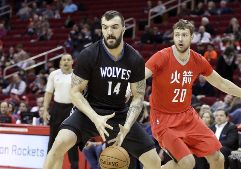 Гарнет викао на Пековића