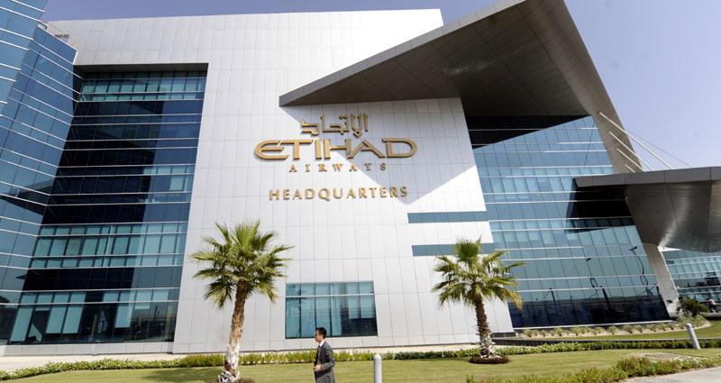 Влада: Монтенегро ерлајнс се не сели у Београд