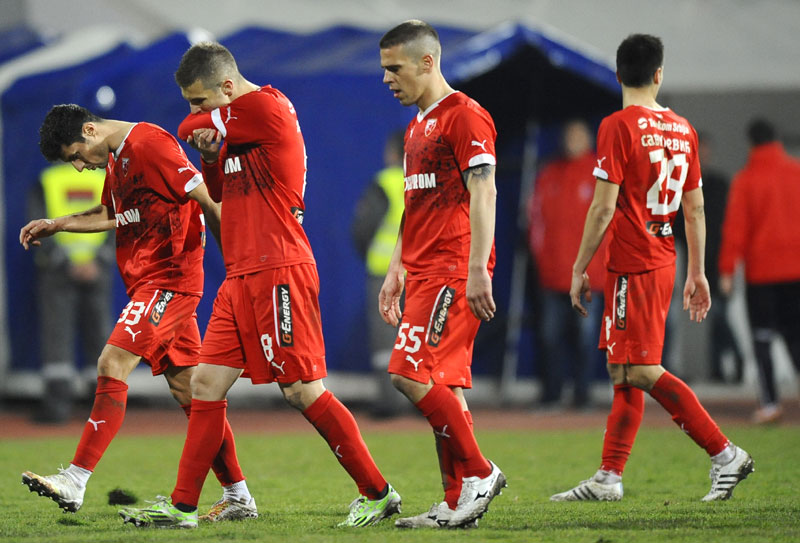 Звезди гол ноћна мора