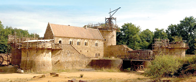 Питер Џин и Том Пинфолд о „Тајнама средњовековних замкова”