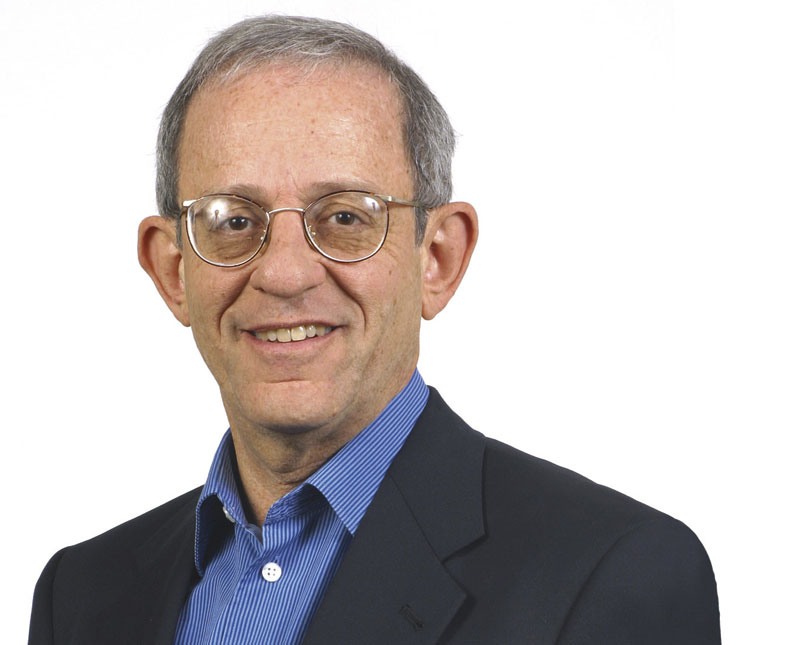 Сервер: Медији мање фаворизују Вучића него Тадића