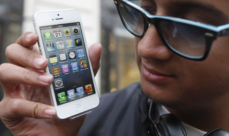 Епл надмашио Самсунг у продаји смартфона