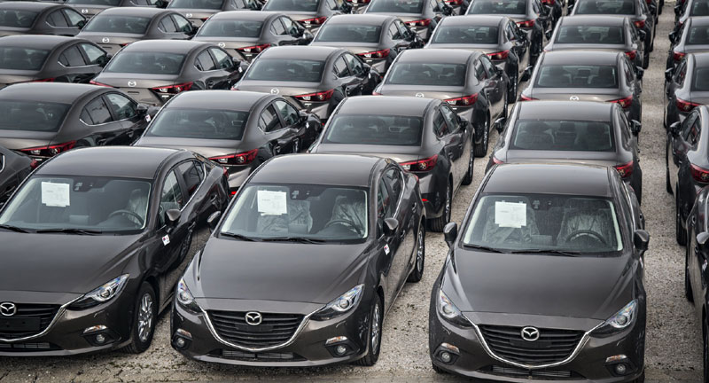 Поклон Владе Јапана - 117 мазди 