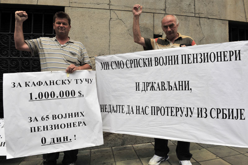 Војни пензионери 10. марта на улицама