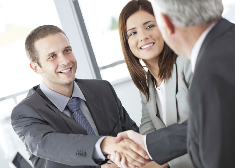 Саветници појели 36.000 радних места, за хонораре исплаћено више од 55 милиона евра!