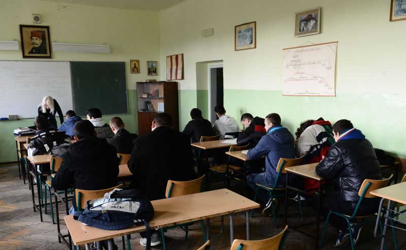 Мења се скала државних зарада