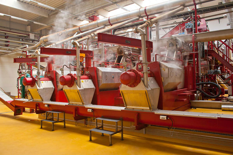 Стара правила за уклањање угинуле стоке: уместо спаљивања закопавање у пољу