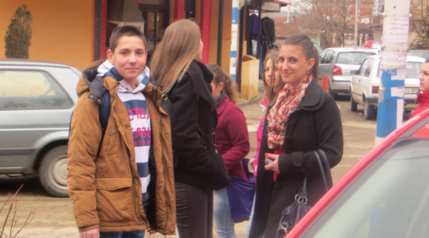 Чуди ме  да сам популаран