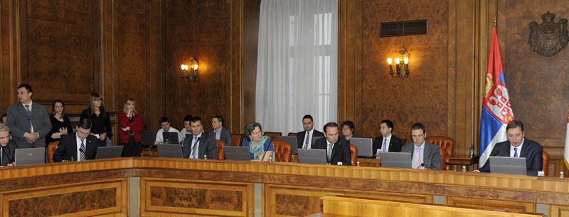 Резови у Влади до 15. априла