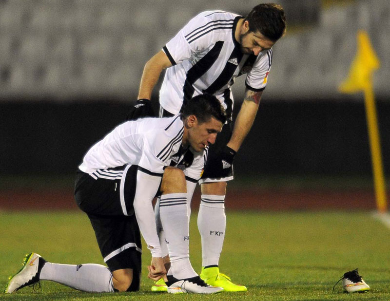 ВИДЕО: Петар постигао гол у трећем минуту, а онда обуо две леве копачке...