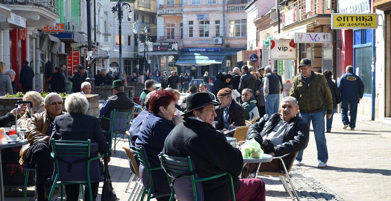 И зубато сунце свима донело радост