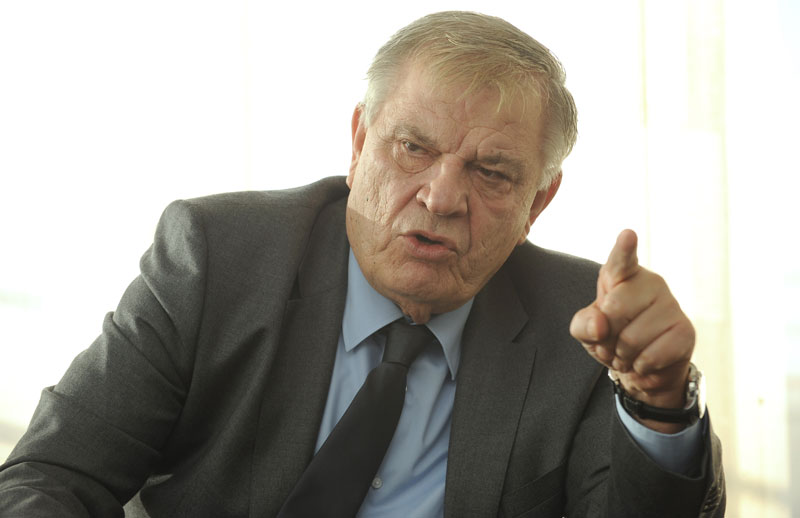 Караџић: Нећу да кажем за кога сам гласао, нека Линта брине о нашем народу у Хрватској