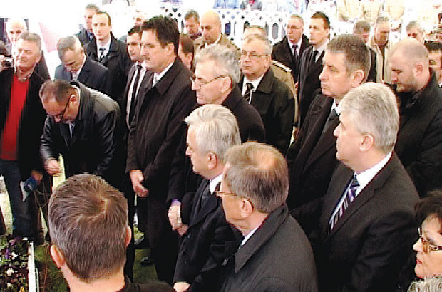 Брод: Сећање на злочин у Сијековцу