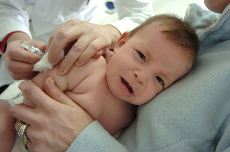 Вакцинација за све обавезна!