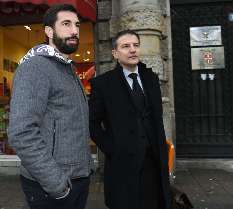 Звезда - Мијаиловић битка се наставља