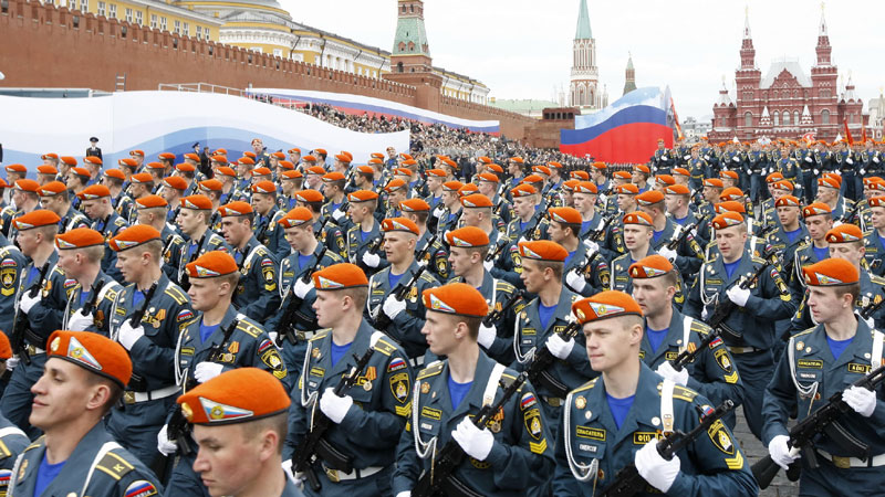 Српска воjска на Црвеном тргу?