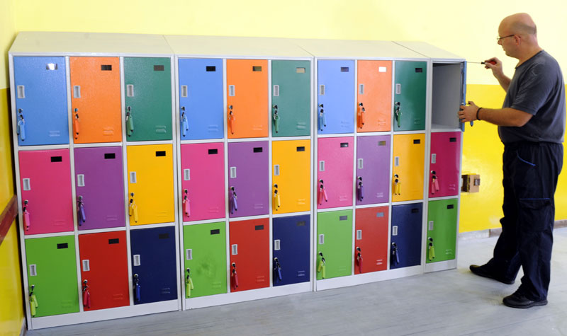 Ормарићи за ликовно