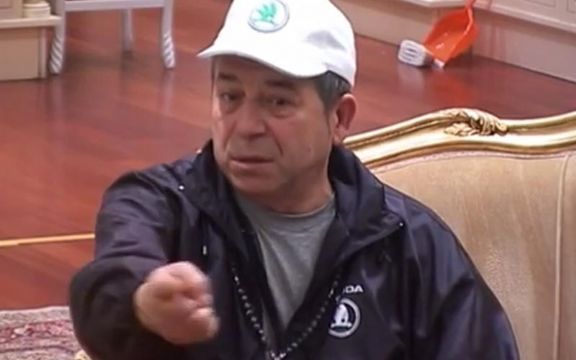 Хасан Дудић избачен пошто је песницом ударио Јелену Голубовић