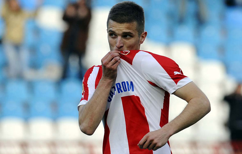 Лазовић доживео овације на стадиону “Рајко Митић”: Навијачи умеју да цене