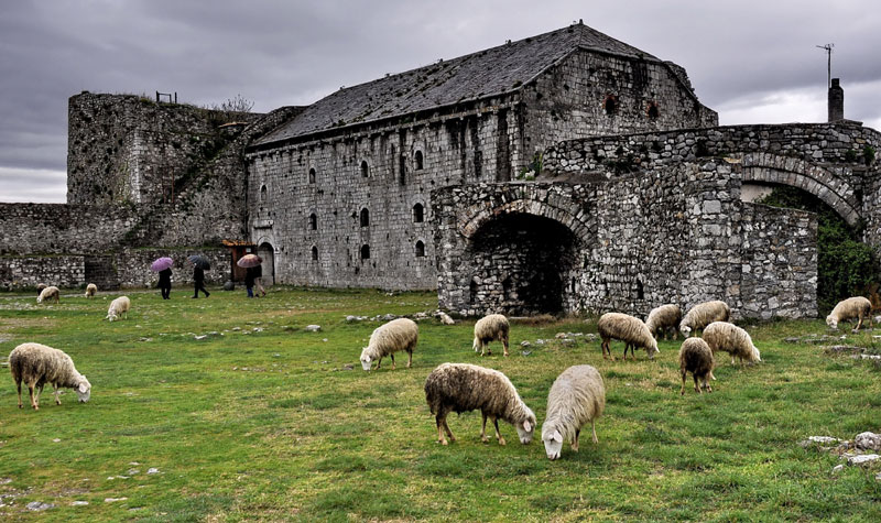 Скадар на Бојани: Систематски уништавани средњовековни споменици, избрисани српски трагови