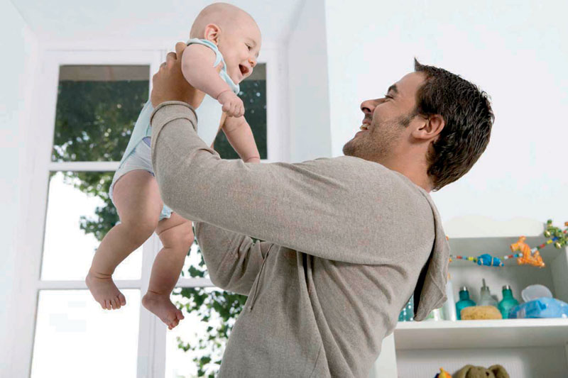 У Србији има око 116.000 самохраних родитеља