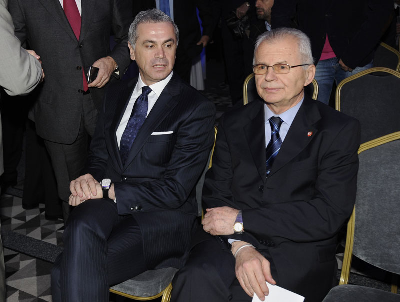 Црвена звезда пита одговорне: Да ли Партизан по сваку цену мора да буде првак, да ли је државни пројекат?