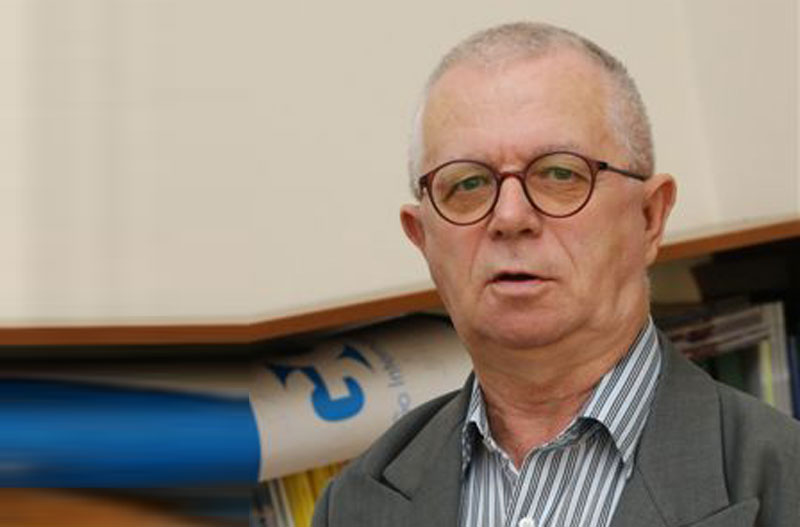 Споро се враћа дедовина