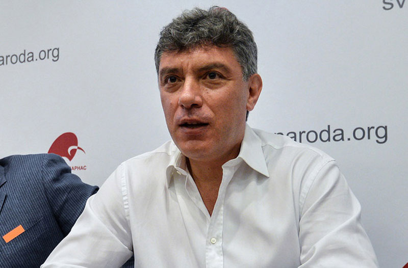 Њемцов на тајним рачунима на Кипру имао најмање 10 милиона долара!