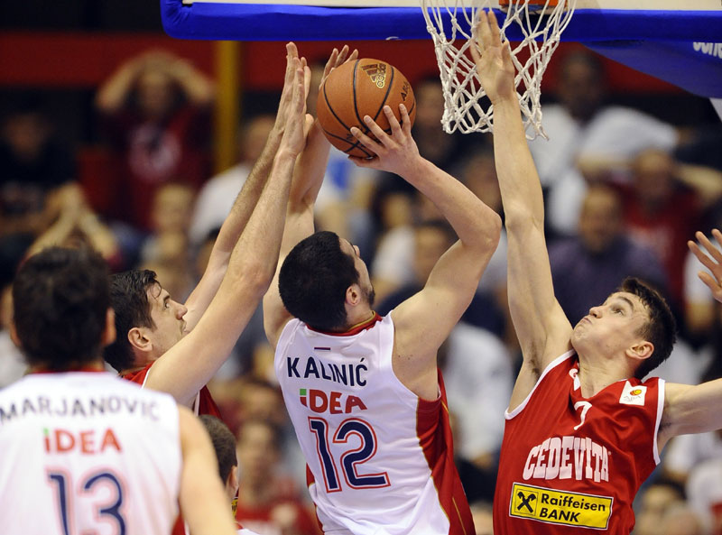 Звезда жели титулу: Време је за прстење