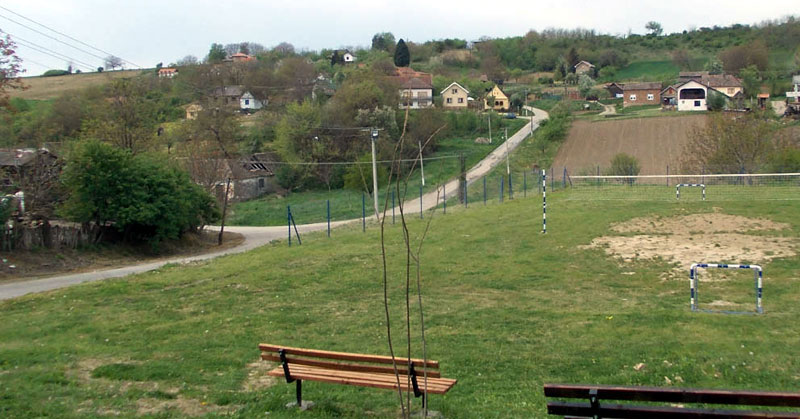 Шишатовац - село са три разреда и три ученика
