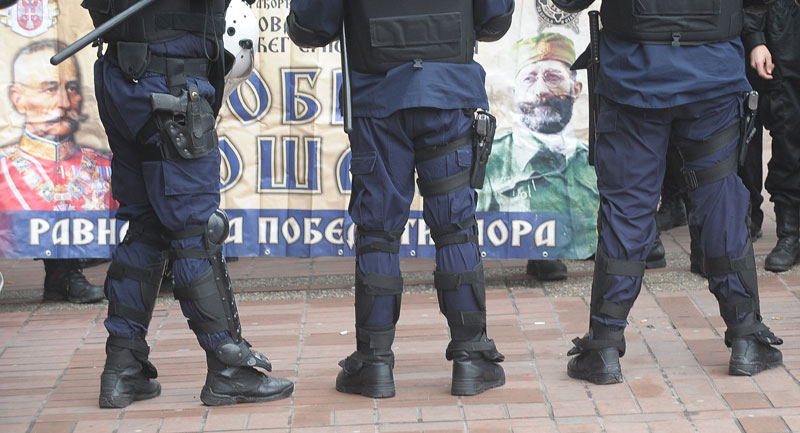 Реакције на рехабилитацију генерала Михаиловића: Одлука о српском помирењу, рехабилитација Србије; грубо прекрајање историје 
