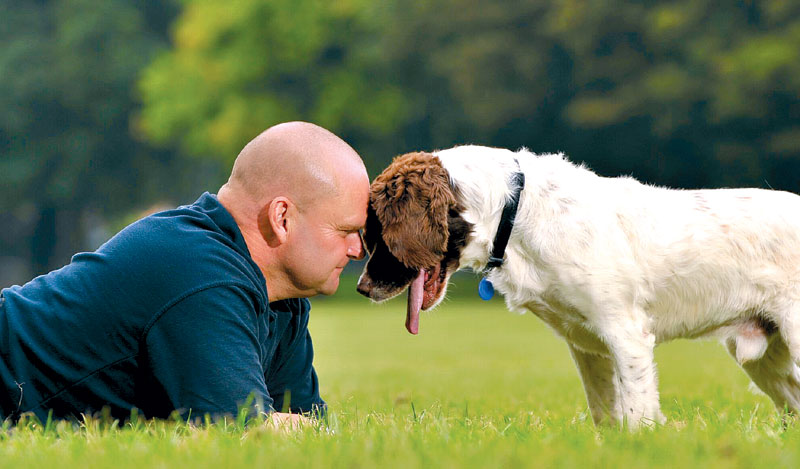 У загрљају ратног друга
