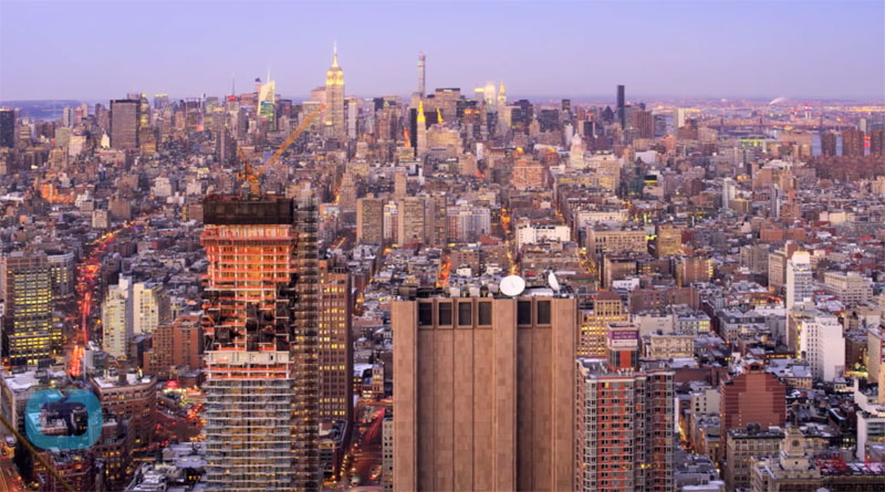 Колекционар уметнина оставио келнерици 100.000 долара