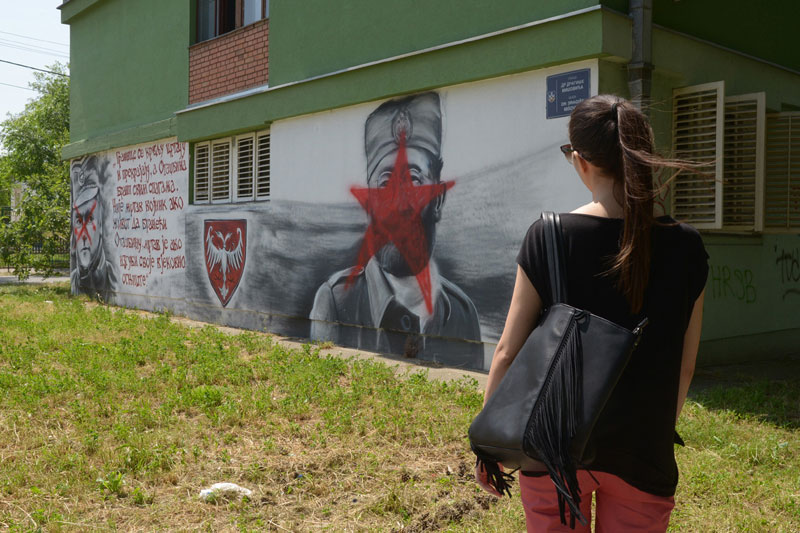 Четници и партизани заратили и графитима