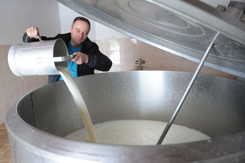 Млекаџије још стрепе од увоза