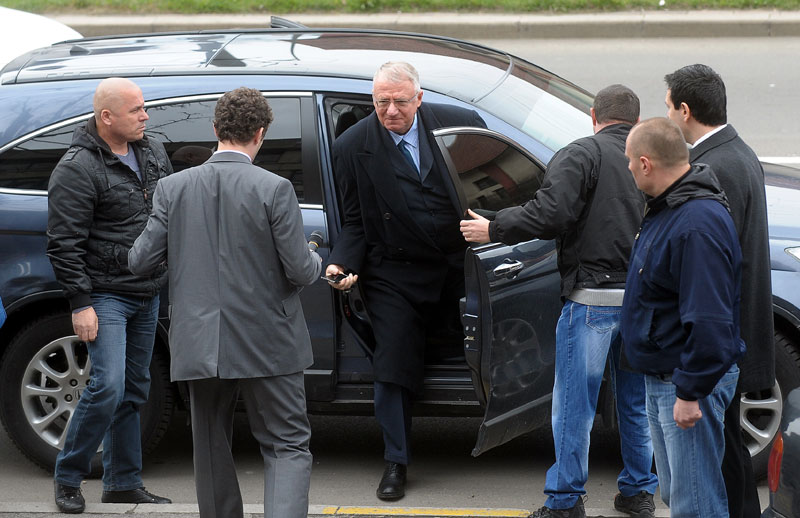 Хаг тражи Шешеља да уздрма Србију!