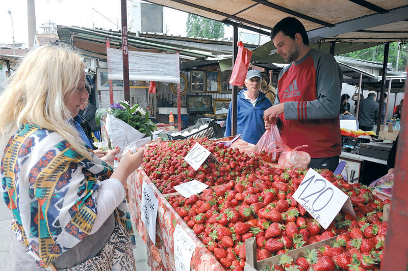 Јагоде за “стотку”