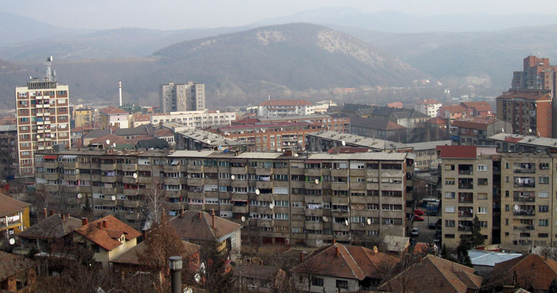 Инцидент у Косовској Митровици: приведена три Албанца!