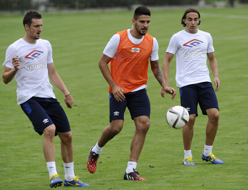 Нови проблеми за Србију: Митровић и Марковић прескачу ЕП у Чешкој!