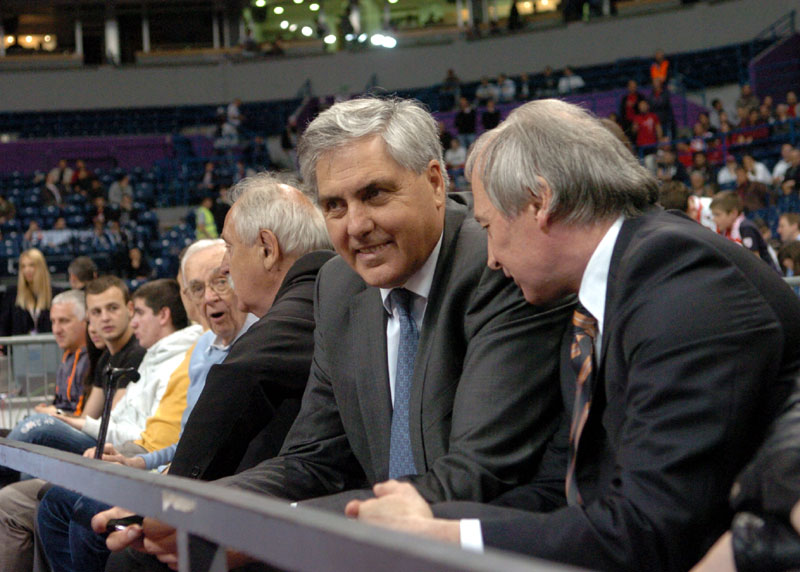 Приватна лига на мала врата