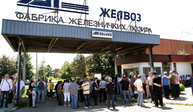 Извршитељи већ почели черупање