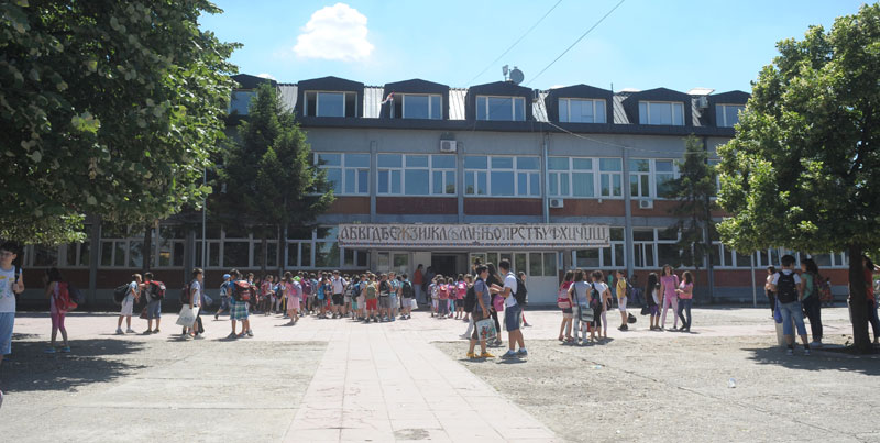 Наставница мислила да се ученици шале?!