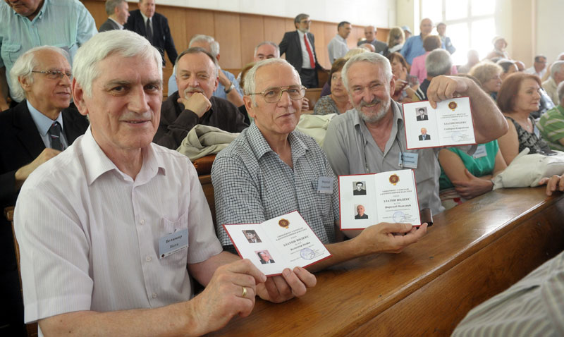 Добили златне индексе после 50 година