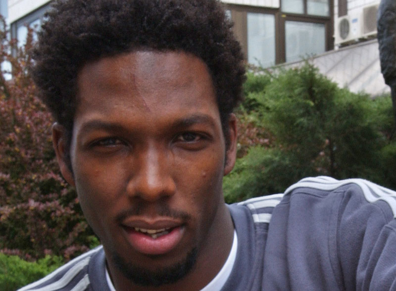 Ново суђење Кимани Френду за убиство девојке