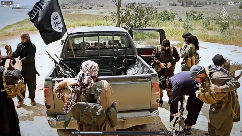 РАТ У СИРИЈИ: У нападу џихадиста страдало више од 20 бораца сиријских власти