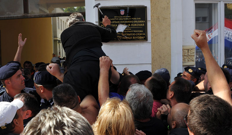 Руси прозивају Хрвате због нетолеранције према Србима